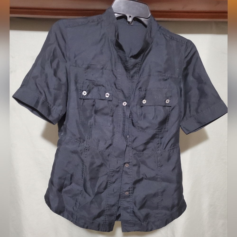 Vintage Womans Bannana Republic Silk button up top